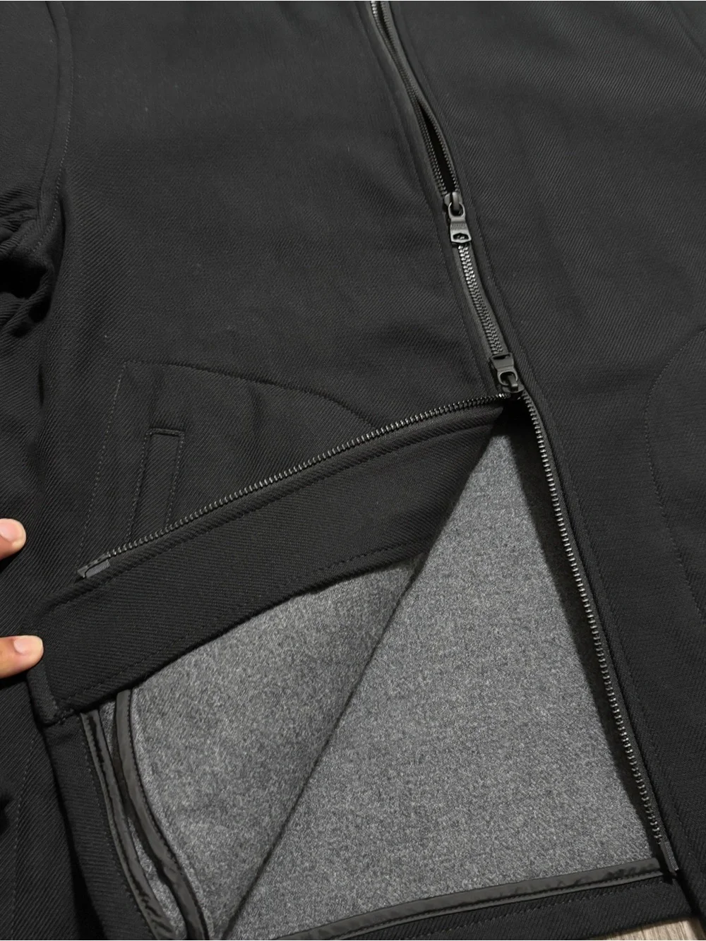 Banana Republic Men’s Size M Black Zip-Front Bomber Jacket